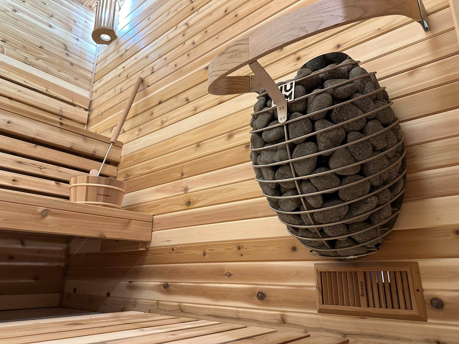 HUUM-DROP-Indoor-1