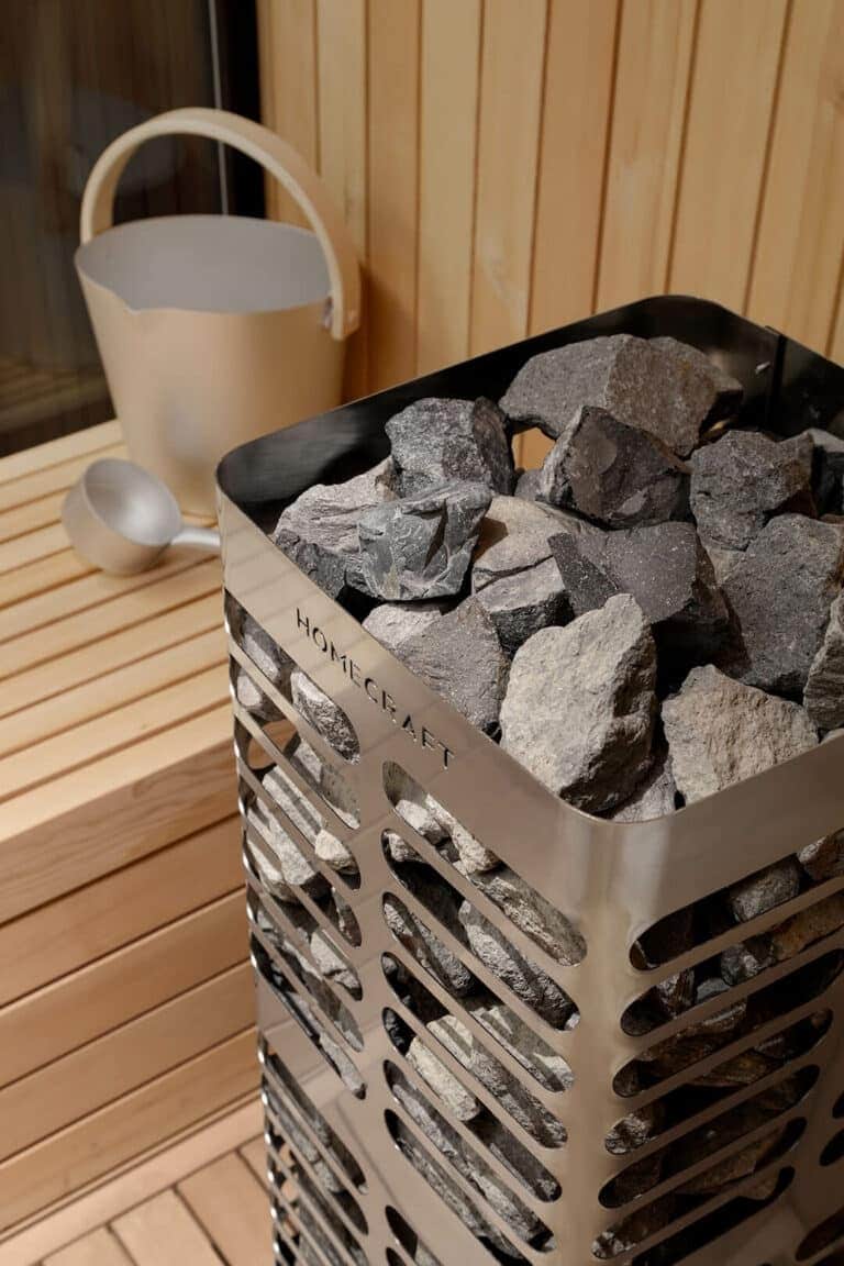 imgi_140_revive-4-768x1152