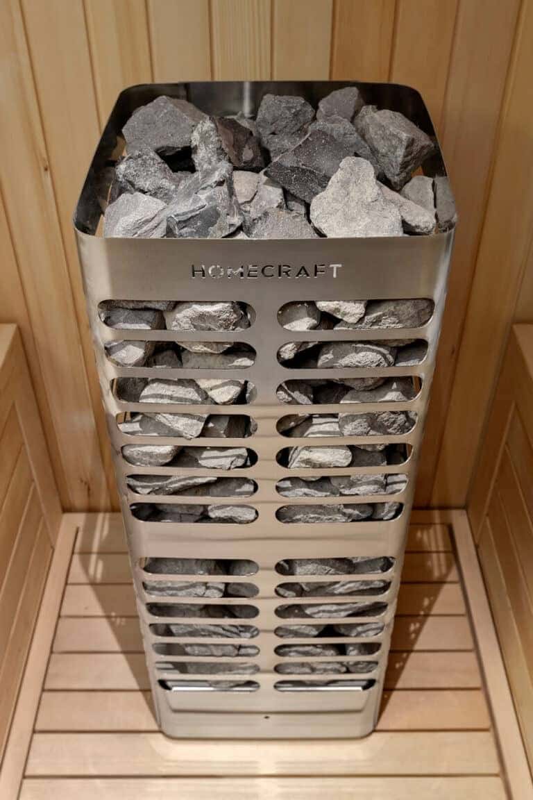 imgi_126_revive-3-768x1152